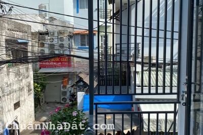 Chủ kẹt tiền bán căn nhà giá 1.7 tỷ tại 1 xẹt Chu Văn An, P.12, quận Bình Thạnh, gần hv cán bộ