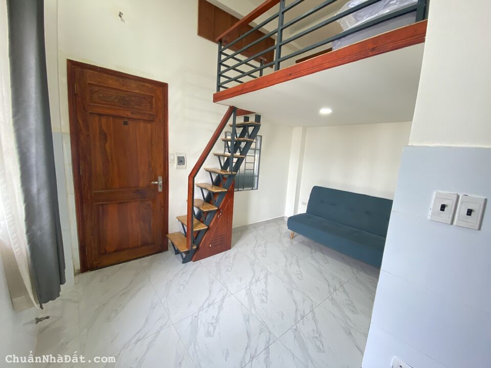 Căn hộ dịch vụ thuê dạng duplex đầy đủ nội thất, hỗ trợ 200k mỗi tháng khi cọc trong tháng này