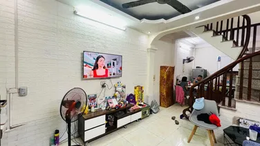 Bán Nhà Kim Giang-Hoàng Mai 31m MT3,1m Nhà dân xây thiết kế 4 tầng gần phố