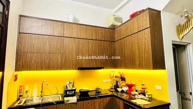 Bán Nhà Triều khúc 50m DTSD:60m Nhà thiết kế 4 tầng MT:5,5m