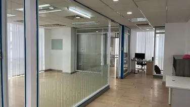 Cho Thuê Văn Phòng Nguyễn Văn Trỗi, Phường 14, Quận Phú Nhuận , DT 220m2 giá 43tr bao phí quản lí