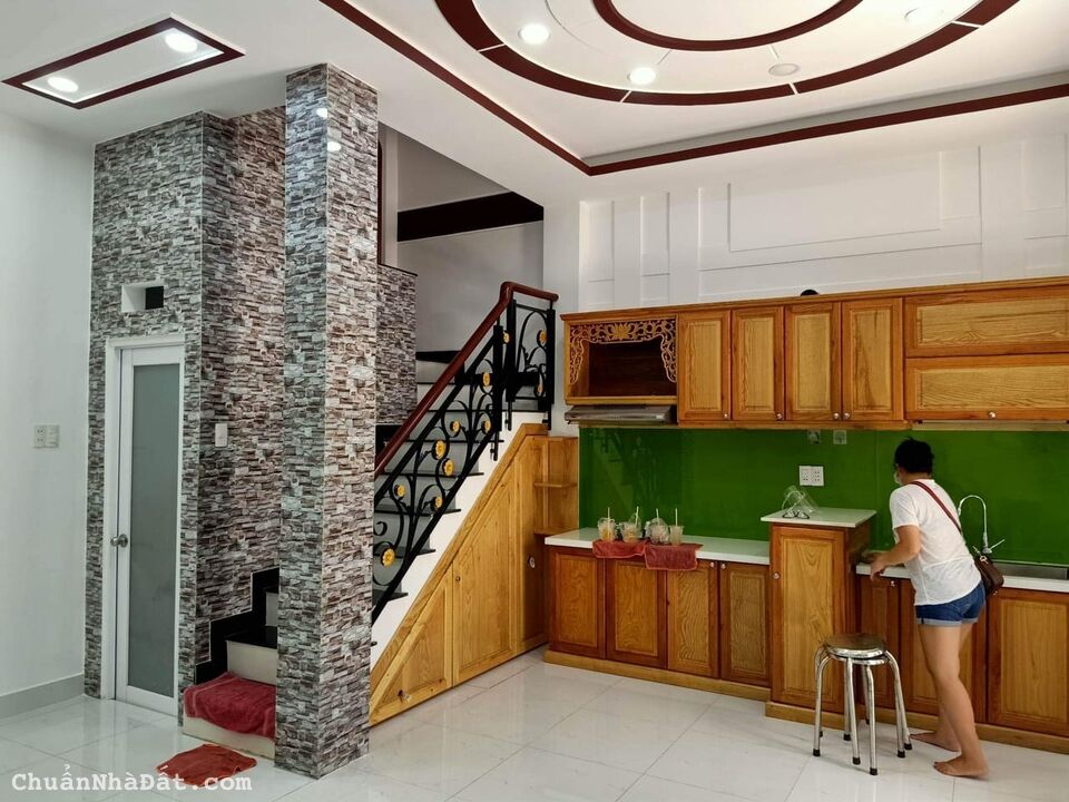 NHÀ NGAY ĐOÀN THỊ ĐIỂM, KHU VIP PHÚ NHUẬN 38M2, 4 TẦNG, 5PN, CHỈ NHỈNH 6 TỶ. LH 0386372900 