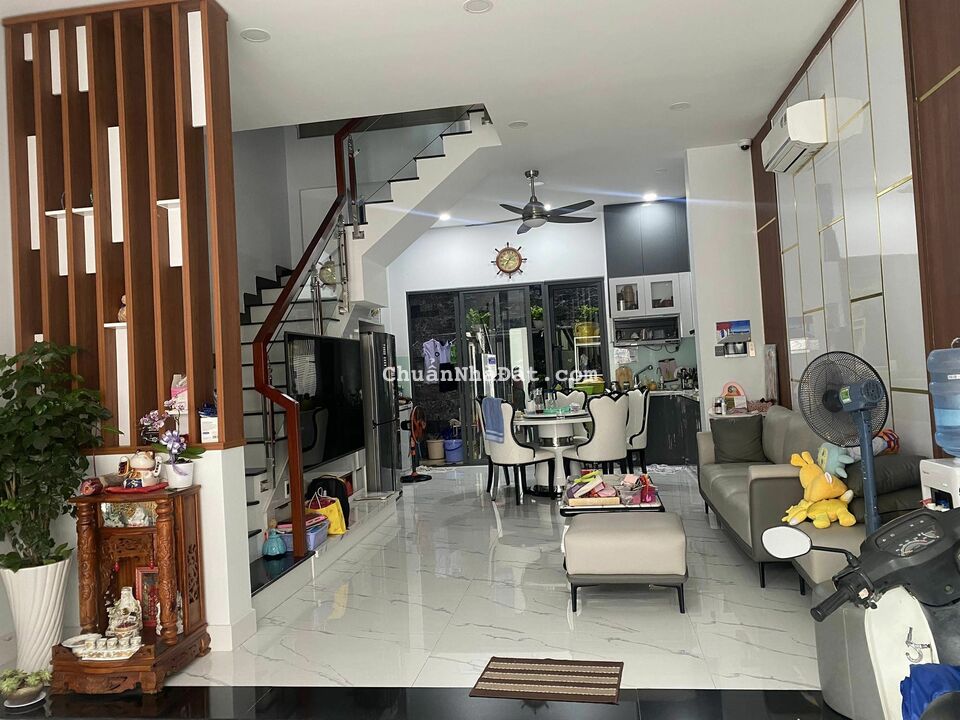 XE HƠI NGỦ TRONG NHÀ BÙI ĐÌNH TÚY 58M2, 4 TẦNG, NGANG 4.7M, 4PN, NHỈNH 8 TỶ. LH 0386372900