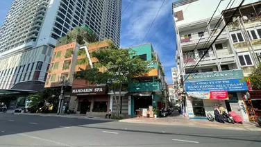 Hạ giá bán nhanh nhà 5 tầng gần đường Nguyễn Thiện Thuật (Khu phố Tây) Nha Trang. LH 0935816939