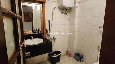 BÁN NHÀ ĐẠI LA HAI BÀ TRƯNG 52 M2 9 TỶ Ô TÔ ĐỖ CỬA HAI THOÁNG VÀI BƯỚC RA PHỐ VỊ TRÍ TUYỆT ĐẸP.