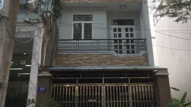 Nhà đẹp 3 lầu,nội thất đầy đủ - giá 2 tỷ 650