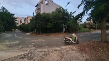 Bán đất dự án KDC 10 Mẫu (Đường 49 và Nguyễn Duy Trinh Quận 2 lo F góc 3 mặt tiền Giá TL