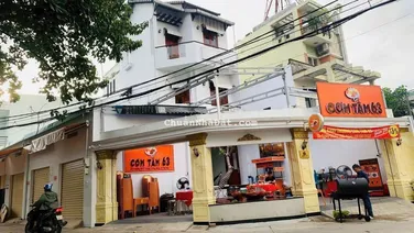 Cho Thuê căn góc 2 mặt tiền cách Nguyễn Duy Trinh 20m Quận 2 nhà 3L giá TLcc. Vị trí đẹp