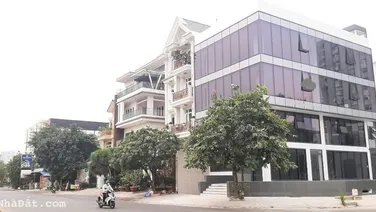Cho thuê tòa nhà văn phòng sô 154 Cao Đức Lân phường An Phú Quận 2 dt 1000m2 Giá TLcc 0903034123
