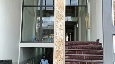 Cho thuê nhà mặt tiền Nguyễn Thị Định Quận 2 Dt 4.7m x 22m Xây Dựng Hầm 6 tầng. Thang máy. Giá thuê