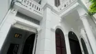Bán biệt thự sân vườn mặt phố 155m2 mặt tiền 8,5m 33 tỷ nhà 2 mặt thoáng, đẹp ở luôn và ngay
