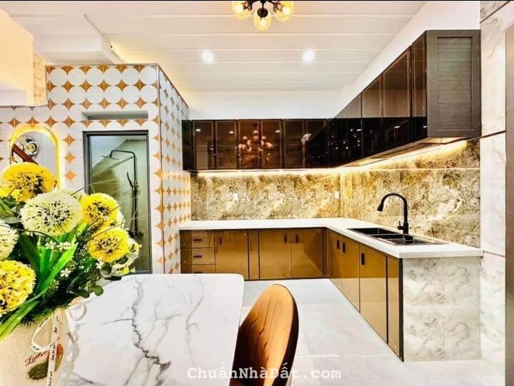 NGỘP, MẶT TIỀN CHỢ TÂN ĐỊNH, TT SÀI GÒN Q1, TÒA NHÀ MỚI XÂY 9 LẦU BỀ THẾ, KD ĐỈNH, GIẢM CHỈ 47 TỶ 