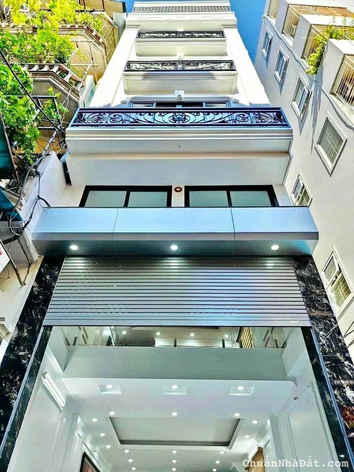 Bán nhà Vương Thừa Vũ Lô góc Cách phố 20m