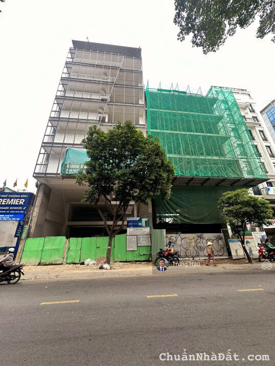 Bán nhà mặt tiền Nguyễn Cửu Vân 8x25 P17 Q Bình Thạnh - 1 hầm 7 tầng hoàn công đầy đủ -dtsàn 1400m2