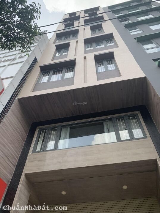 "Cần bán rất gấp khách sạn 7 tầng mặt tiền đường Lê Lai và 1 mặt hẻm sau lớn. 