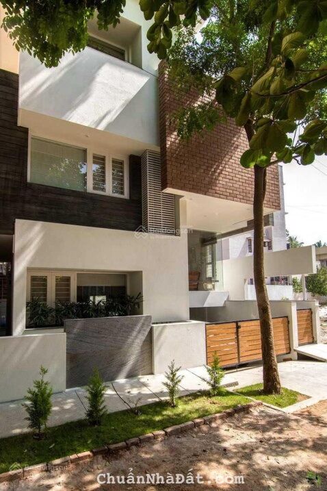 "Cần bán căn nhà tốt nhất đường Nguyễn Trãi,P Bến Thành,Q1 :