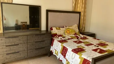 Cho thuê biệt thự vườn cạnh hồ bơi gần aeon BD