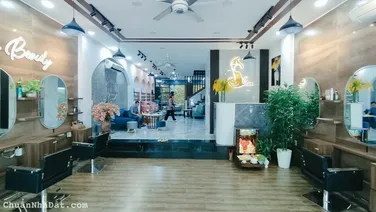 Cho thuê Nhà 4 tầng đường A1, Vĩnh Điềm Trung, Nha Trang, Giá 30tr/tháng (Làm spa)