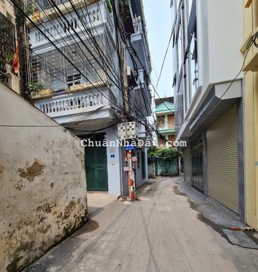 Hồ Tây- Lạc Long Quân-Bán đất 38m-Ngõ ô tô-Mặt tiền 3.5m- 4.1 tỷ ( Phân khu Công An)