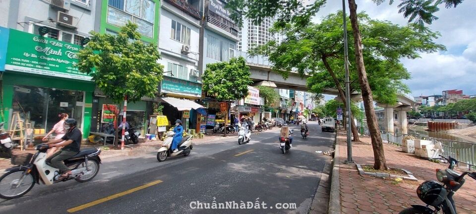 Mặt phố Giáp Nhất, Thanh Xuân, vỉa hè 2 bên, kinh doanh tấp nập, DT 60m2 x 6T 