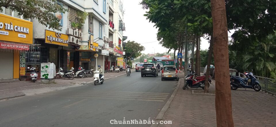 Bán nhà mặt phố Thượng Đình, Thanh Xuân, vỉa hè rộng, kinh doanh đỉnh, 2 mặt thoáng