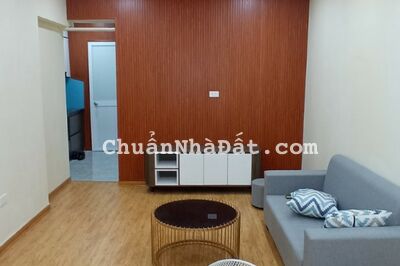 Bán căn hộ tập thể mặt phố Vũ Ngọc Phan, Đống Đa, 90m2, 3 ngủ, nhà đẹp ở luôn