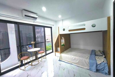 Bán tòa CCMN phố Tây Sơn, Đống Đa, 65m2, 7 tầng thang máy, 14 phòng cho thuê, cực gần ô tô