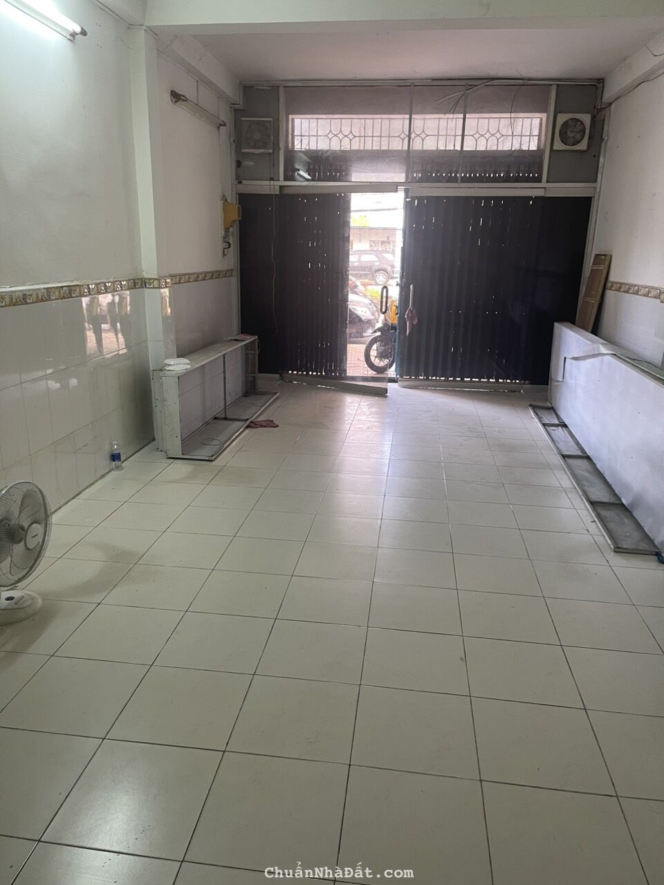 Cho thuê nhà mặt tiền đường Trần Phú thích hợp kinh doanh . Đ Trần Phú ,Cái Khế,Ninh Kiều 