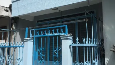 Nhà giá rẻ : 4 triệu / Tháng . Cho thuê nhà nguyên căn . Hẻm 108 đường 30/4