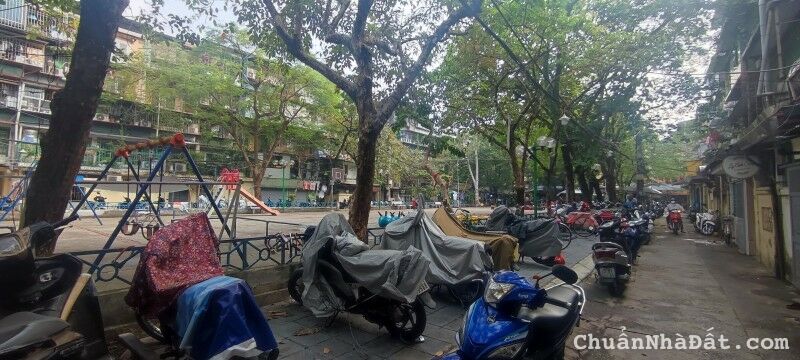 Bán nhà Tập thể Nghĩa Tân, Cầu Giấy. 17/45m2; Tầng 1-KD; MT 3.7m; Giá 3.5 tỷ  KINH DOANH
