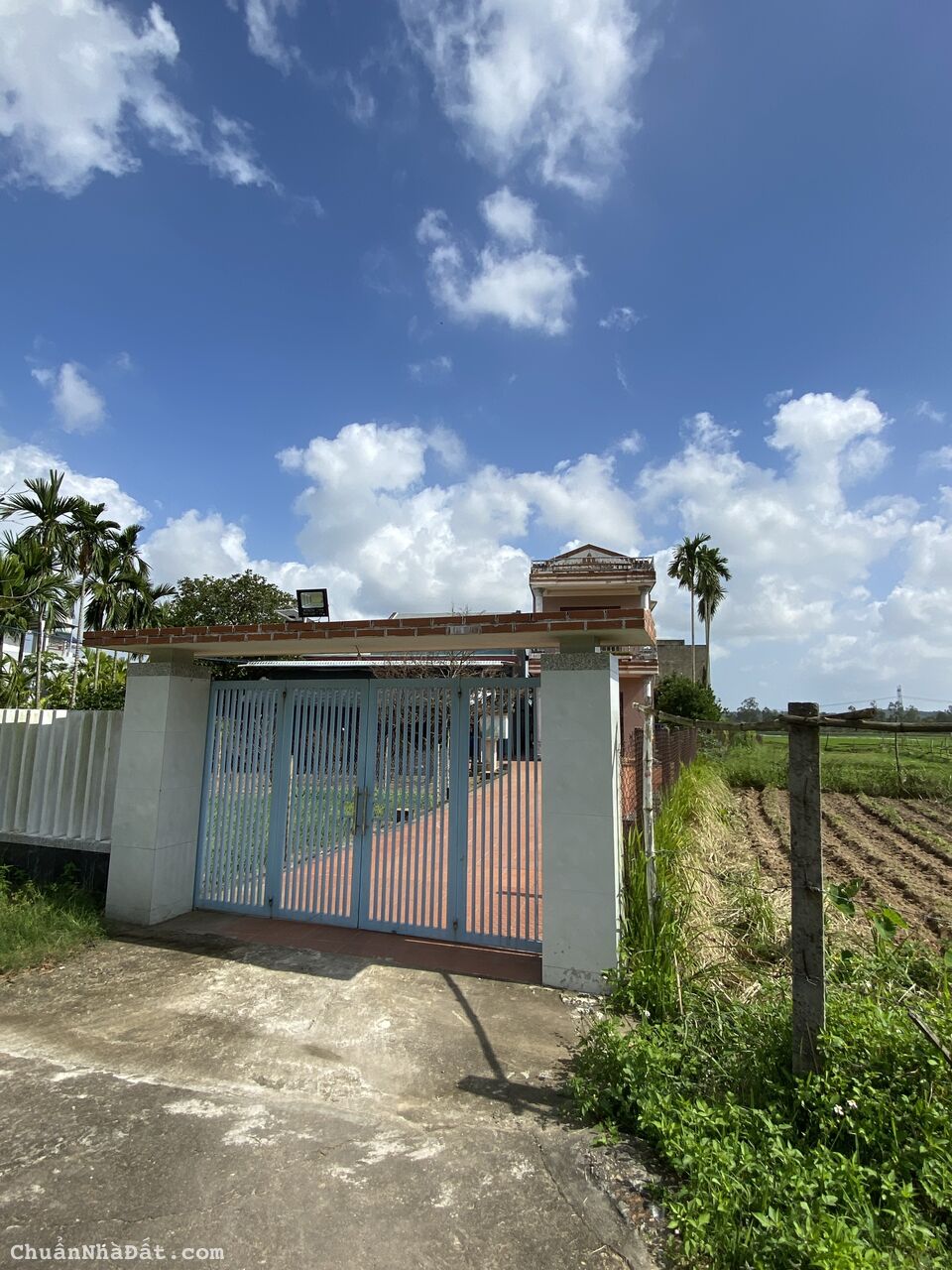 Diện tích 210m2 - giá 530 triệu - Đường rộng 7,75m