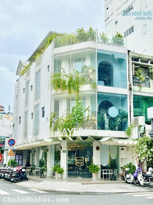 Bán góc 2 mặt tiền Cô Bắc - Trần Hưng Đạo Q1 - DT: 4.5x20m xây 7 lầu HĐT 120tr/th giá 32 tỷ còn bớt