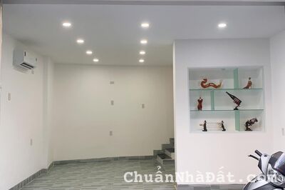 BÁN NHÀ 2 TẦNG MẶT TIỀN ĐƯỜNG NÚI 1 FULL NỘI THẤT