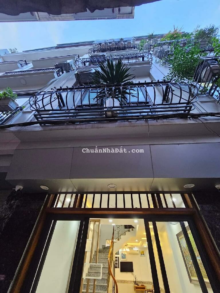 CẦ BÁN NGAY NHÀ PHỐ BỒ ĐỀ ĐƯƠNG NGUYỄN VĂN CỪ LONG BIÊN HÀ NỘI SĐT 0389668666