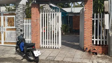 Cho thuê nhà nguyên căn TP. Tây Ninh có sân đậu xe hơi (có máy lạnh)