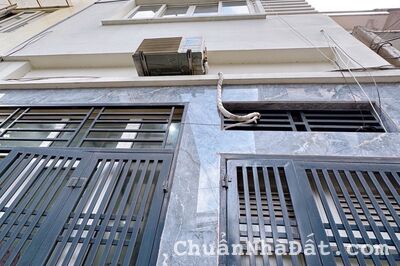 Bán gấp nhà Võ Chí Công, gần Lạc Long Quân 33m2, 5 tầng giá 5.8 tỷ 