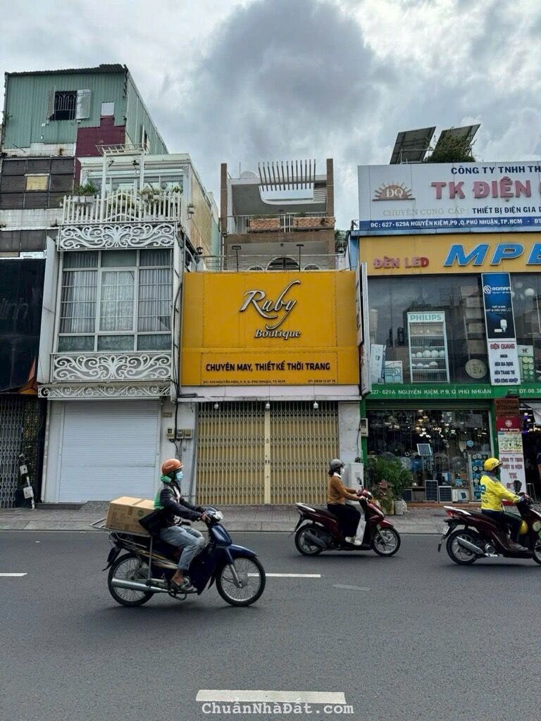 SÁT SÂN BAY, MTKD NGUYỄN KIỆM, PHÚ NHUẬN, 102M2 DÒNG TIỀN CHO THUÊ 30TR MỖI THÁNG, CHỈ 18.8T TL