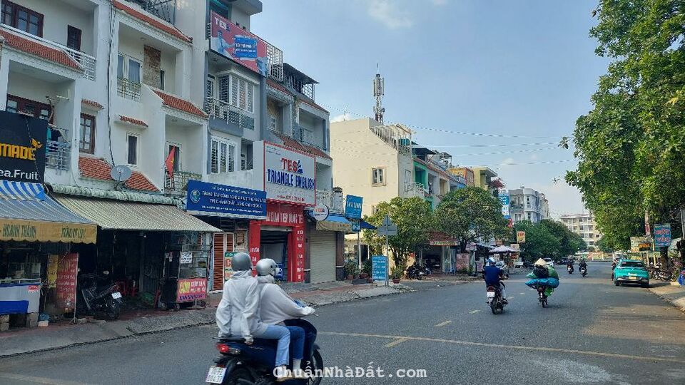 💥NHÀ MẶT TIỀN 4 TẦNG NGAY NGÃ 3 LÊ VĂN VIỆT - ĐƯỜNG 449 – 72M2 (4X18), 4PN, TĂNG NHƠN PHÚ A