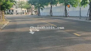 Cần bán đất vườn 15000m2 mặt tiền đường 14G,thôn đông lâm,xã hoà phú,huyện hoà vang,đà nẵng