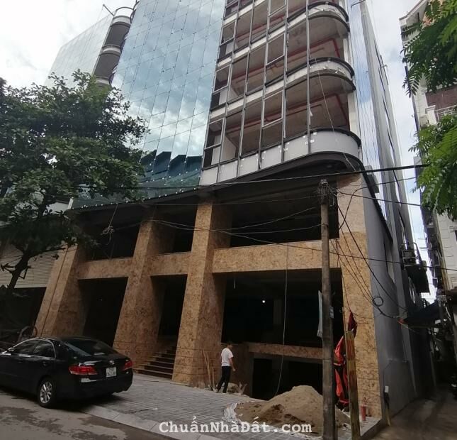 Cho Thuê tòa nhà Văn Phòng VIP 9 tầng Lô Góc mặt phố Hoàng Ngân DT 405m2. Giá 27.000USD/th