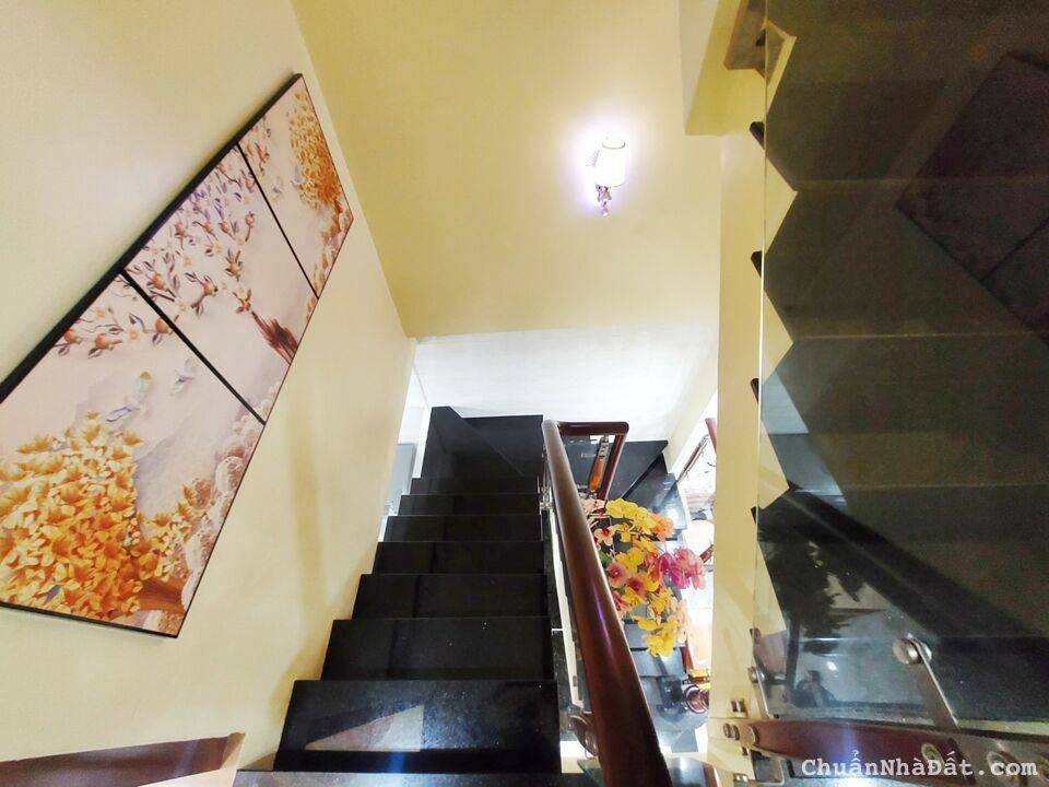 BÁN NHÀ MỚI XÂY LÊ VĂN CHÍ – NGÃ 4 THỦ ĐỨC, HẺM Ô TÔ, 3 TẦNG, 3 PN, HOÀN CÔNG, CHỈ 4.8 TỶ