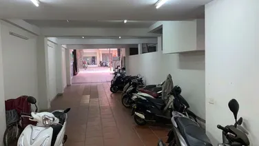 Cho thuê nhà mặt phố La Thành, Đống Đa 130m x 3T - MT 6.3m giá 55tr, KD mọi mô hình