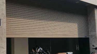 Cho thuê nhà ngõ ô tô Nguyễn Trãi - Thanh Xuân 66m x 3T - MT 6m - 4 ngủ, giá17 triệu