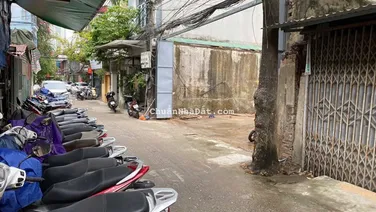 Cho thuê nhà ngõ ô tô KD bi a, game, nhà hàng Nguyễn Xiển Thanh Xuân 240m x 4T giá 20triệu