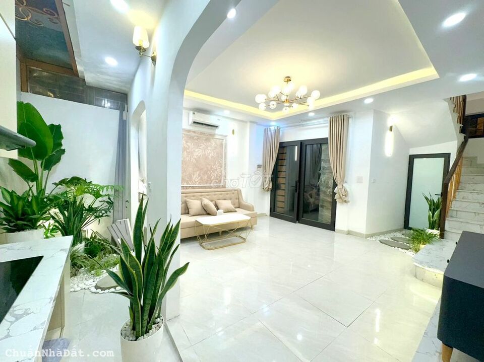 Cho thuê nhà trong ngõ ba gác phố Xã Đàn, Đống Đa 38m x 5T giá 18TR - cho ở nhóm