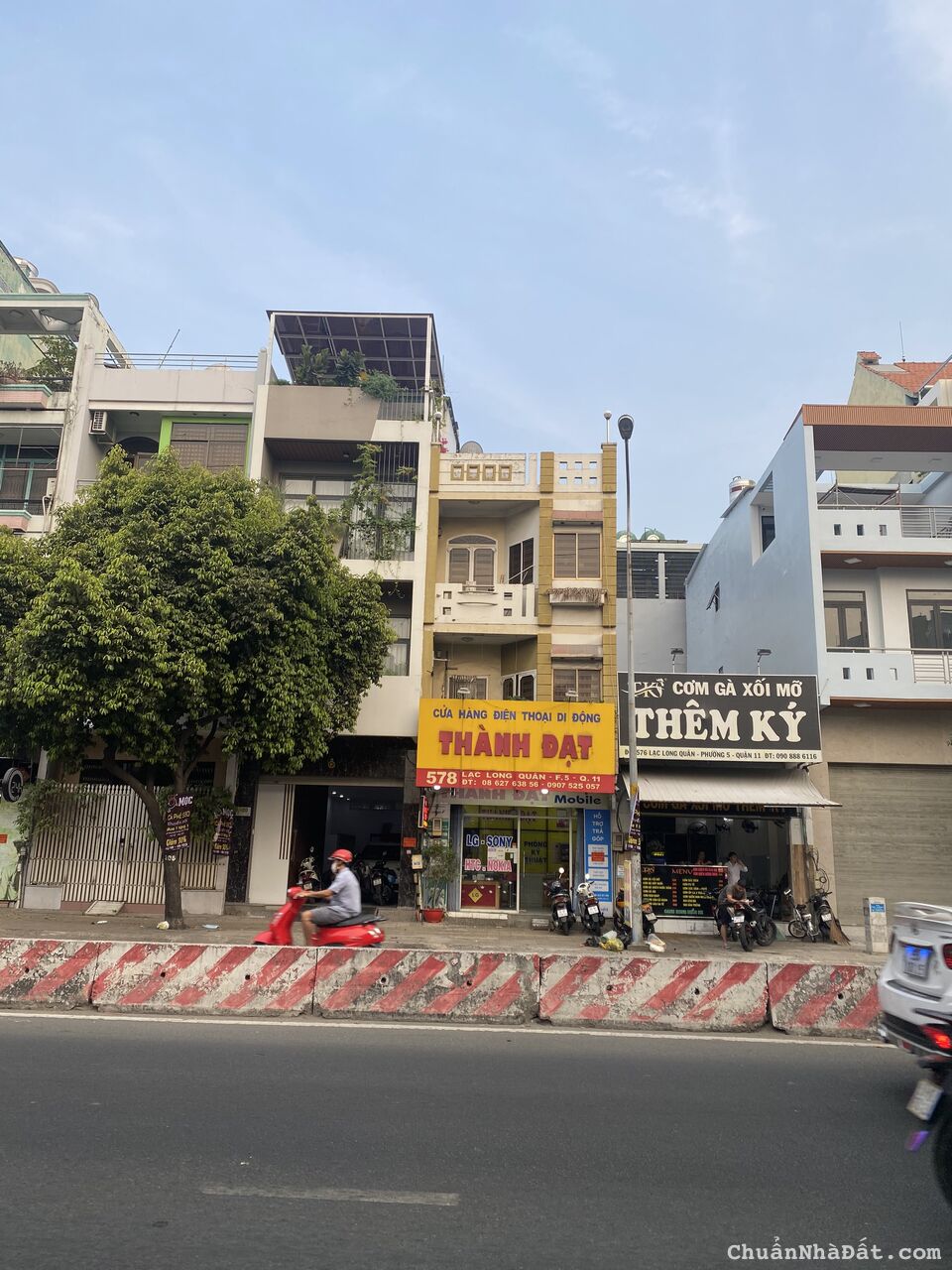 Hàng hiếm ngang rộng 578 Lạc Long Quân Phường 5 Quận 11 - Diện tích: 4,5 x 15m (CN: 67m2). Giá bán: