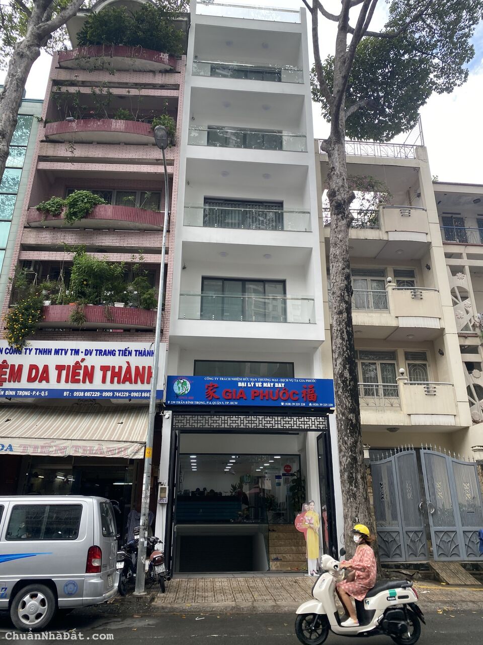 Đáo hạn ngân hàng bán gấp nhà mặt tiền Nguyễn Duy Dương P9 Quận 10. DT 4.4x20m nở hậu: 4,5m, 4 lầu,