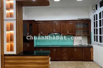 Cực hiếm tại Thanh Nhàn, 40m2 x 4 tầng. Vài bước ra mặt phố