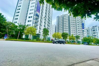 Bán căn 2PN 2WC, 77m2 view hồ Sài Đồng , tòa L1 tầng trung, thanh toán sớm ck 2% vào giá bán