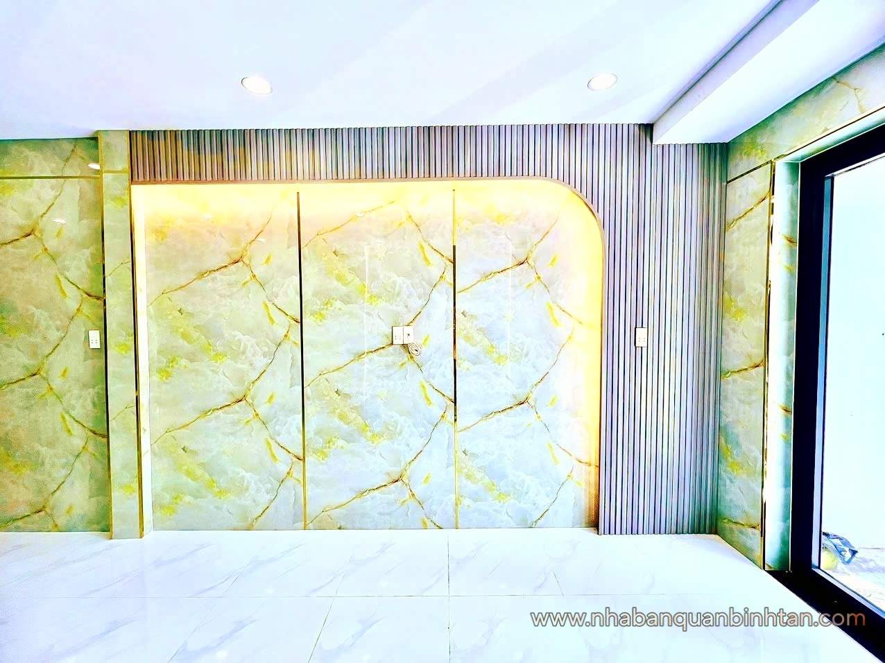 HẺM XE HƠI THÔNG 688 TÂN KỲ TÂN QUÝ-ĐƯỜNG SỐ 8 BÌNH HƯNG HÒA_NHÀ ĐẸP